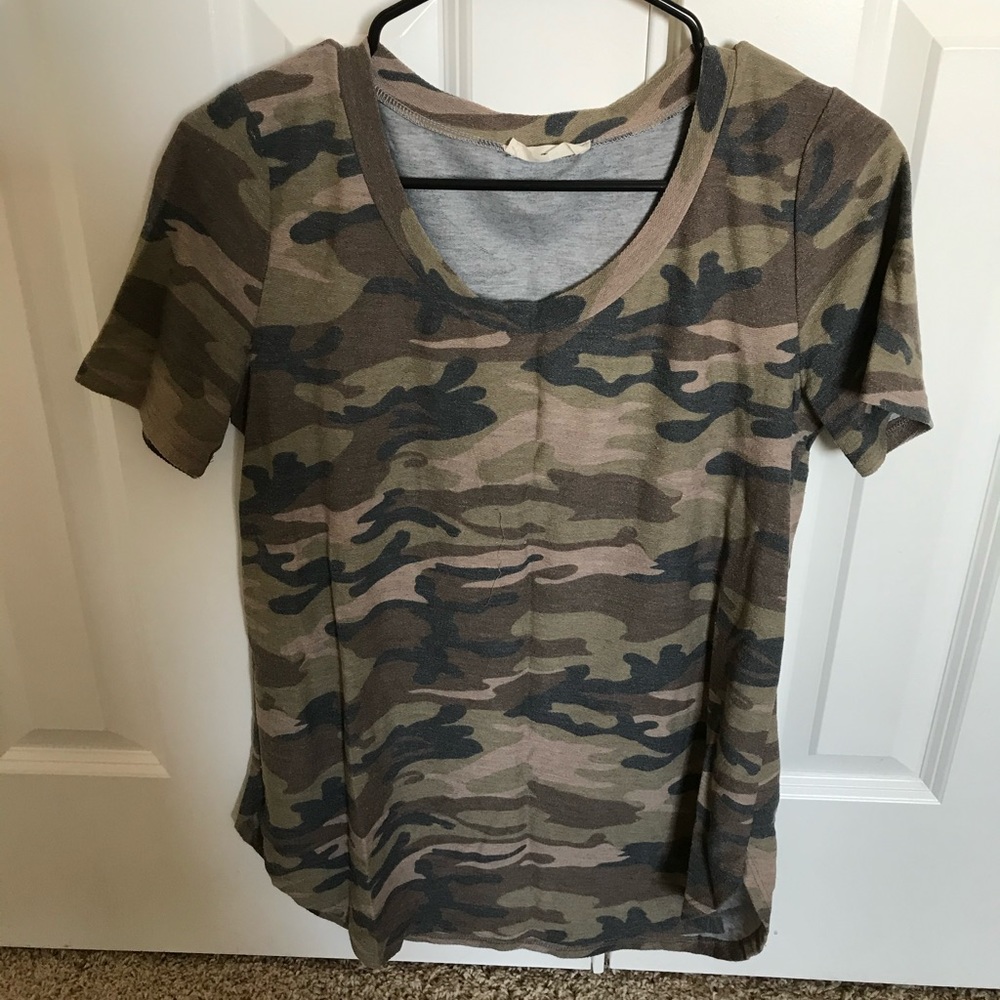 Camo Tee Size M